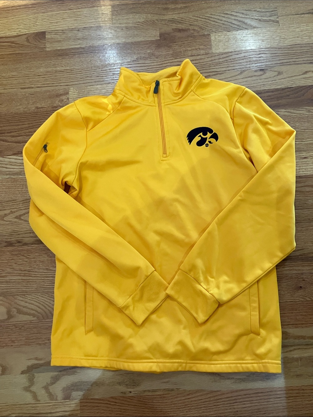 Gen2 Men's Iowa Hawkeye Gold Quarter-Zip Pullover Sz M EUC